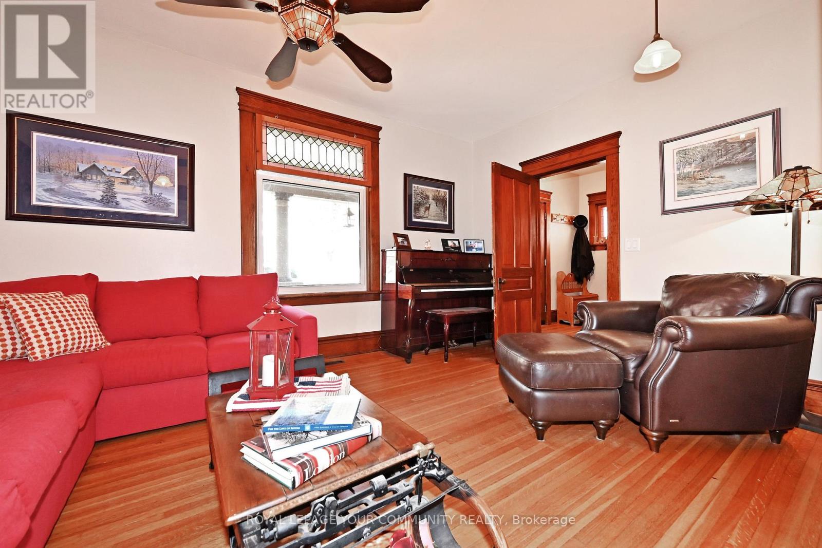 448 Timothy Street, Newmarket, Ontario  L3Y 1P8 - Photo 10 - N12464689