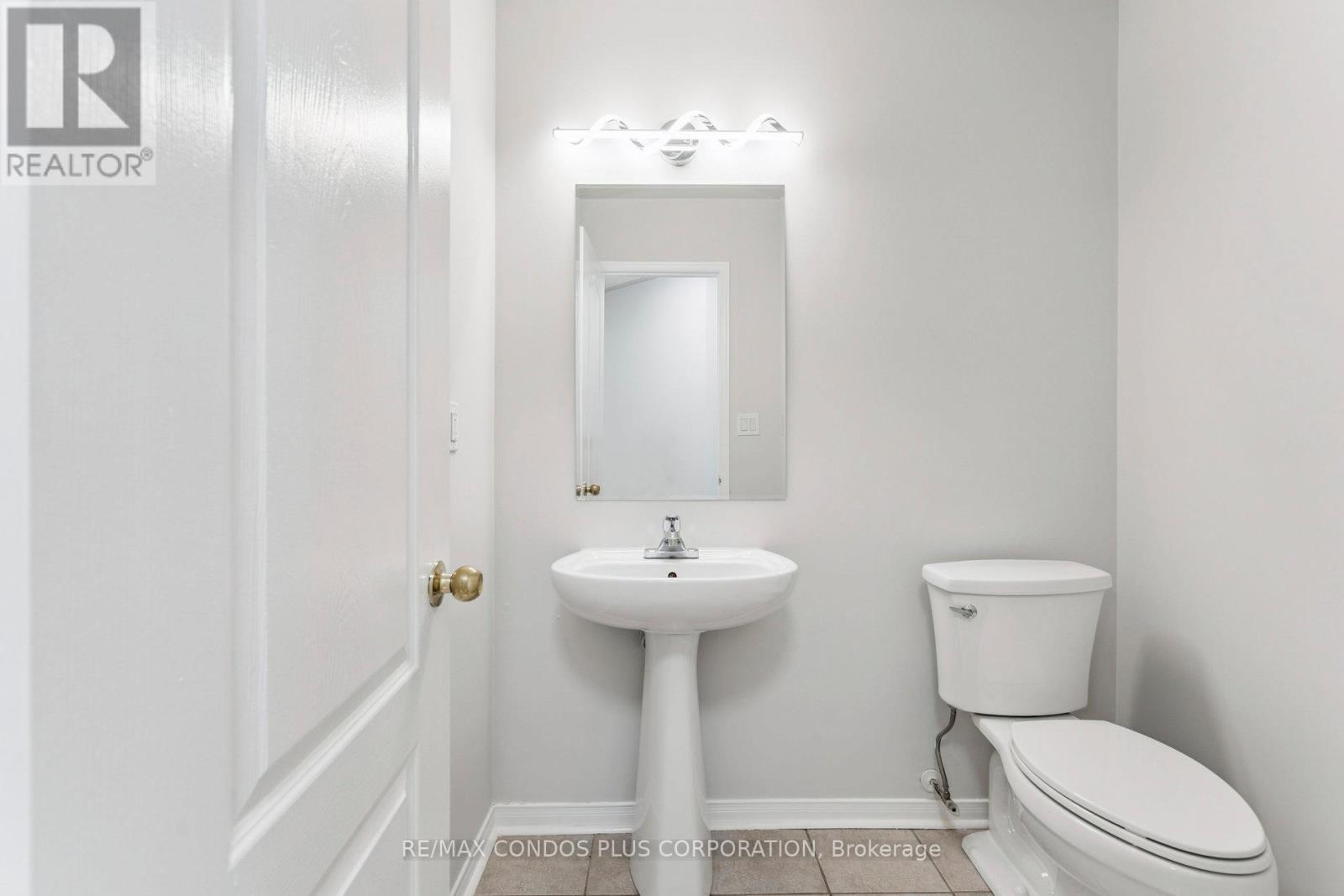 289 Deepsprings Crescent, Vaughan (Vellore Village), Ontario  L6A 3L6 - Photo 10 - N12464704