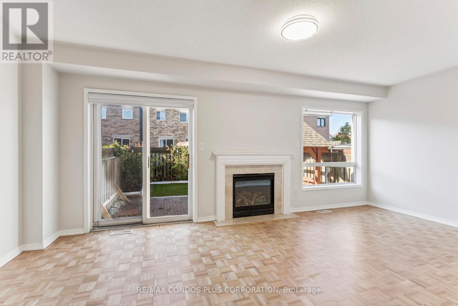 289 Deepsprings Crescent, Vaughan (Vellore Village), Ontario  L6A 3L6 - Photo 8 - N12464704