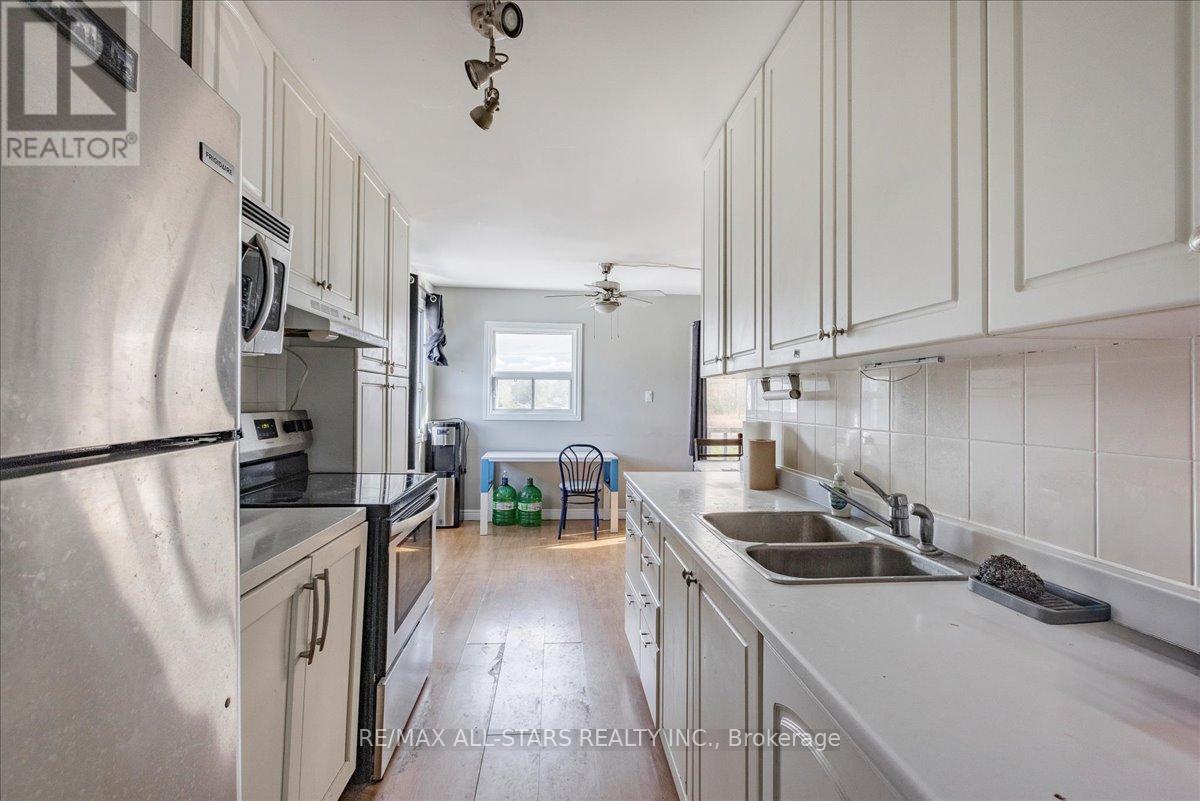 1354 Metro Road, Georgina, Ontario  L0E 1S0 - Photo 19 - N12464714