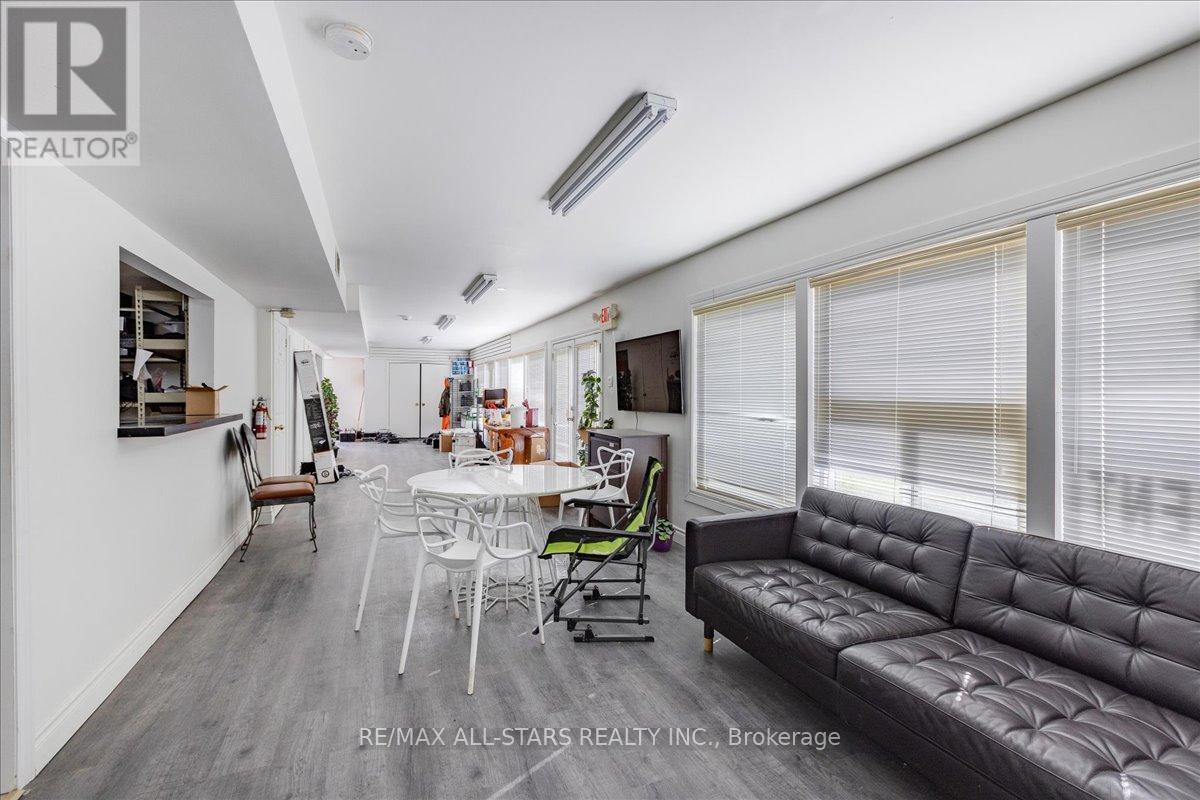 1354 Metro Road, Georgina, Ontario  L0E 1S0 - Photo 20 - N12464714