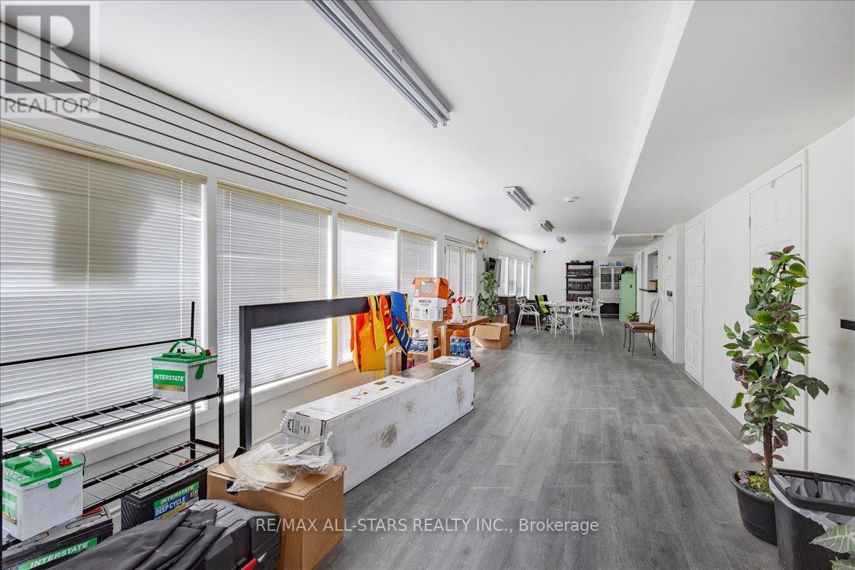 1354 Metro Road, Georgina, Ontario  L0E 1S0 - Photo 8 - N12464714