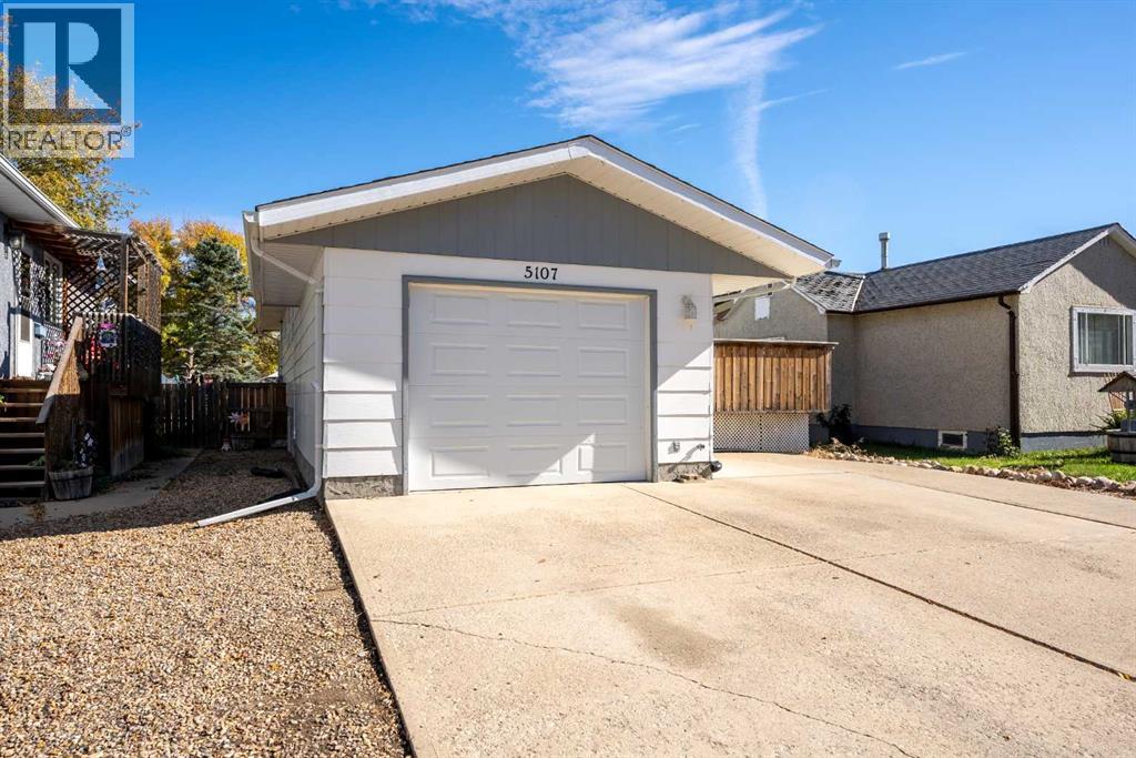 5107 53 Street, Taber, Alberta  T1G 1M4 - Photo 3 - A2262497