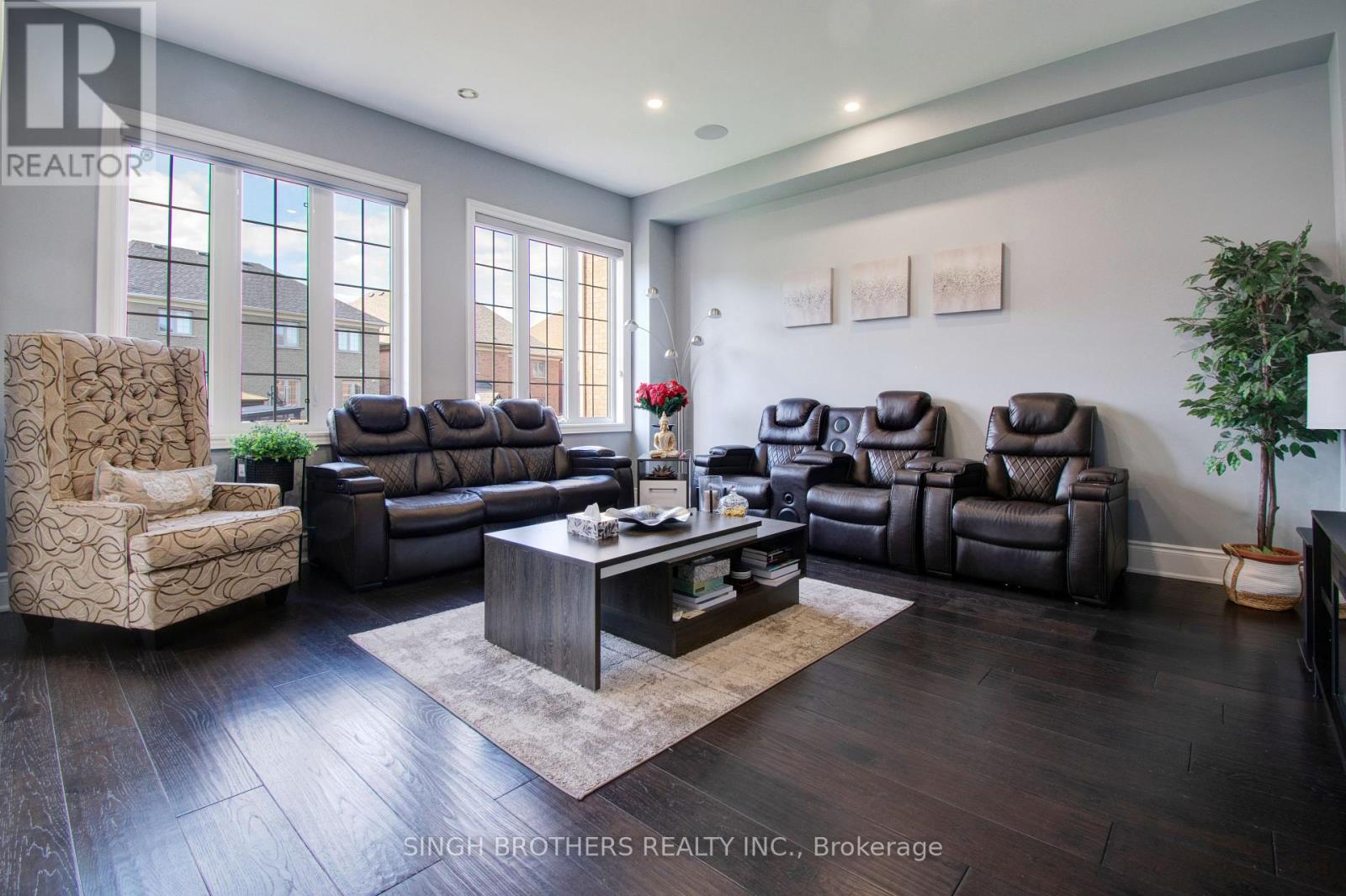 15 Degrey Drive, Brampton, Ontario  L6P 3T6 - Photo 20 - W12464681