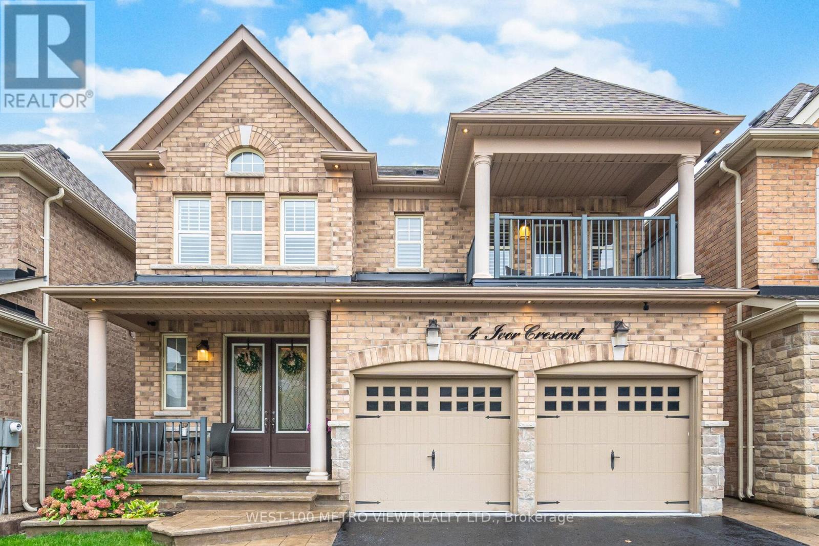 4 IVOR CRESCENT, Brampton, Ontario
