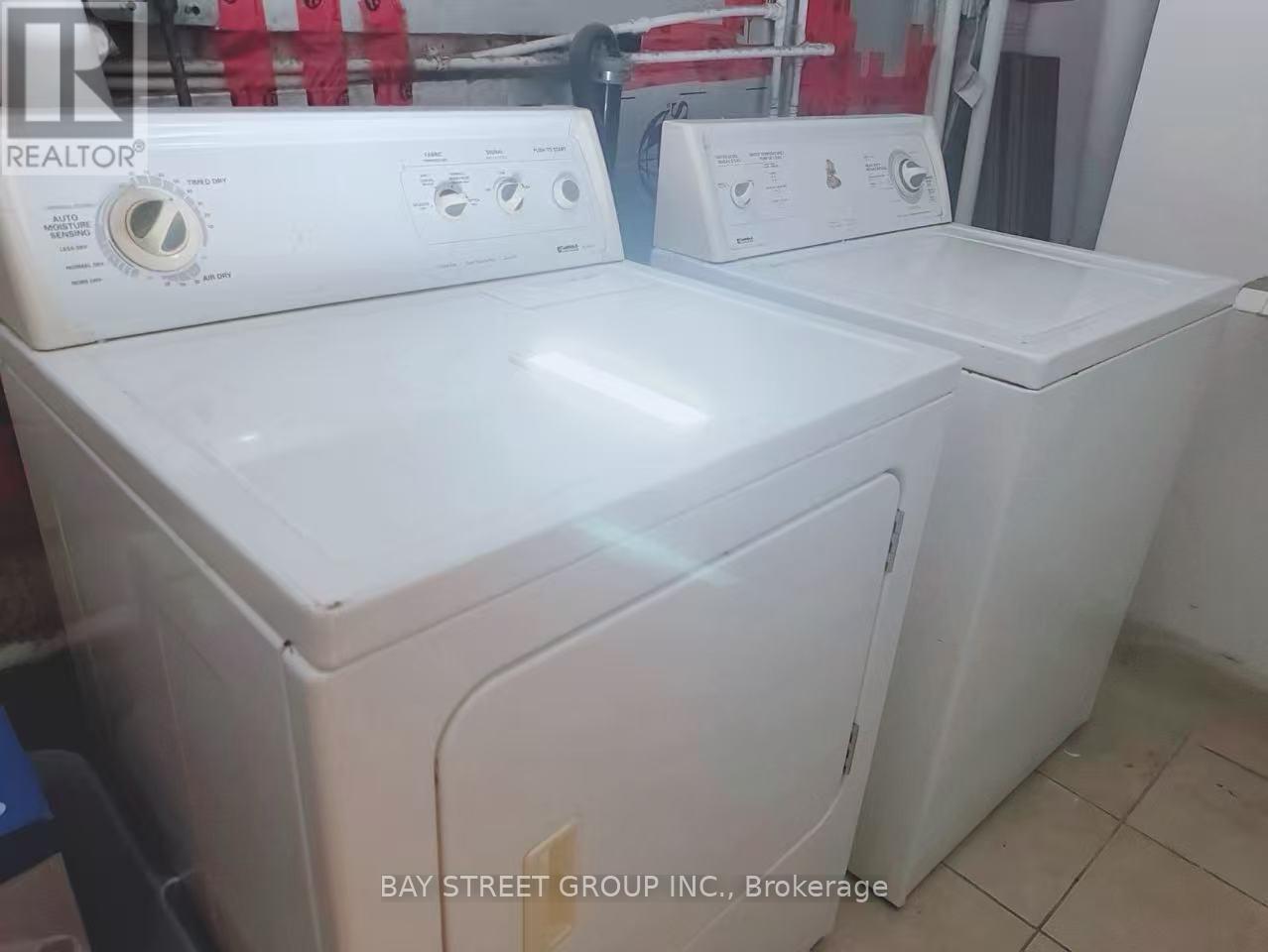 Lower - 56 Corby Crescent, Brampton, Ontario  L6Y 1H1 - Photo 11 - W12464694