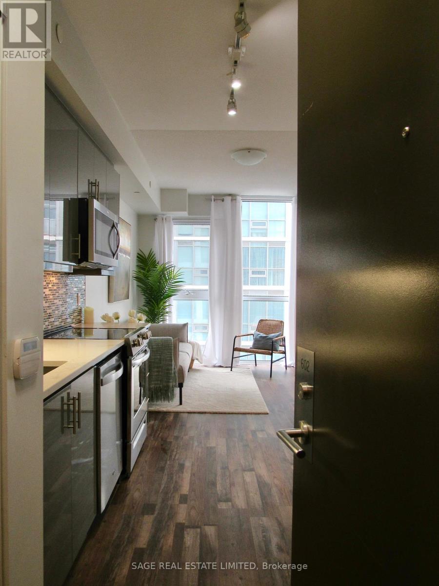 602 - 17 Zorra Street, Toronto, Ontario  M8Z 0C8 - Photo 1 - W12464726