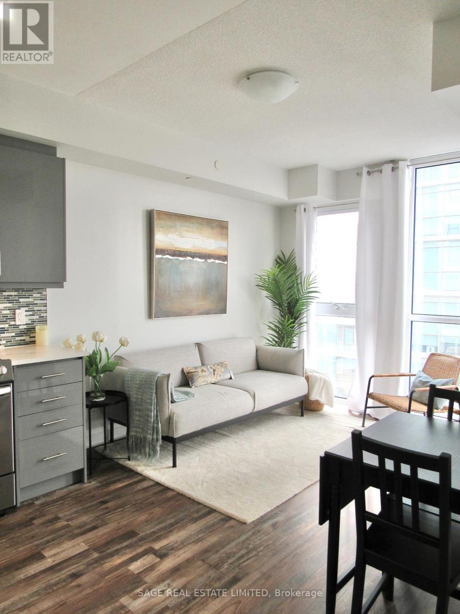 602 - 17 Zorra Street, Toronto, Ontario  M8Z 0C8 - Photo 2 - W12464726