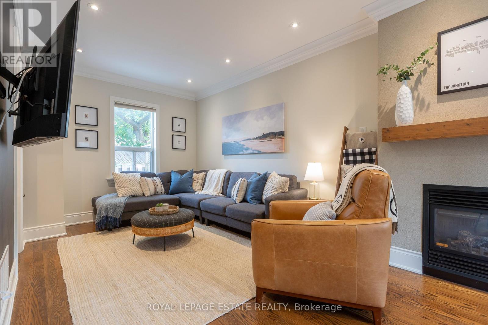 24 Maher Avenue, Toronto, Ontario  M6P 1S6 - Photo 4 - W12464729