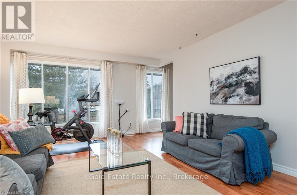 31 - 49 Cedarwoods Crescent, Kitchener, Ontario  N2C 2L1 - Photo 4 - X12464688