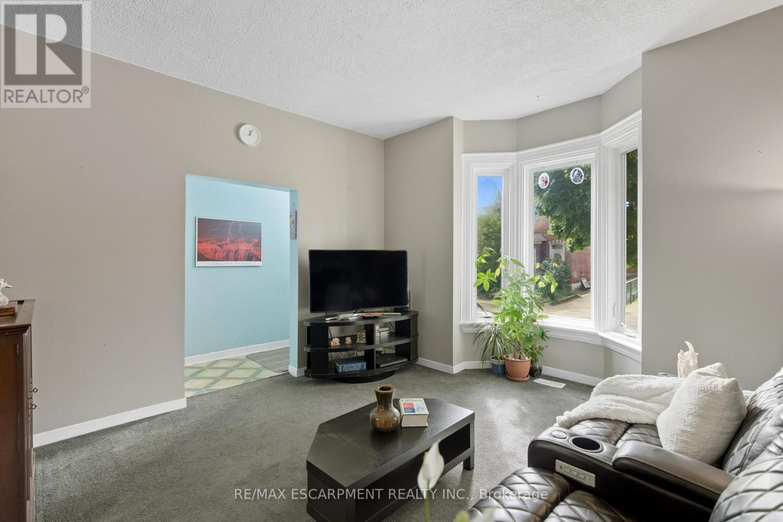 133 Birge Street, Hamilton, Ontario  L8L 3L6 - Photo 4 - X12464713