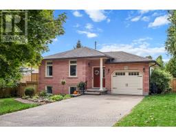56 WILSON CRESCENT, Centre Wellington, Ontario