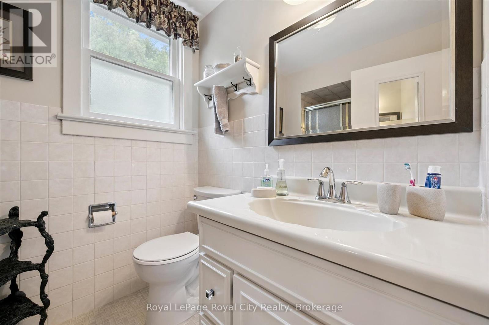 82 Metcalfe Street, Guelph, Ontario  N1E 4X6 - Photo 34 - X12464738