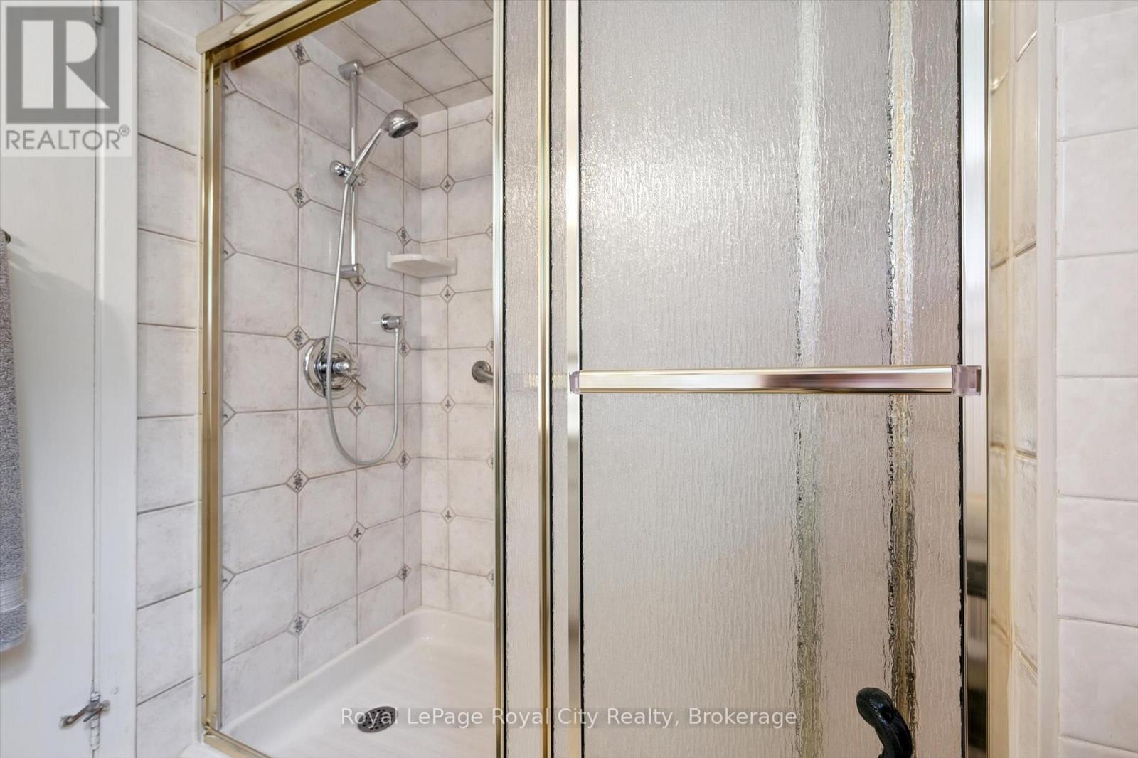 82 Metcalfe Street, Guelph, Ontario  N1E 4X6 - Photo 35 - X12464738