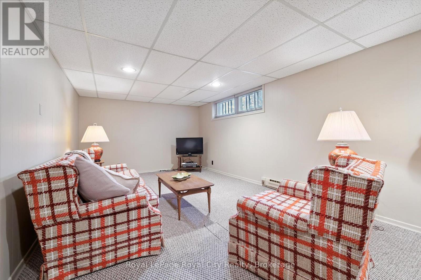 82 Metcalfe Street, Guelph, Ontario  N1E 4X6 - Photo 37 - X12464738