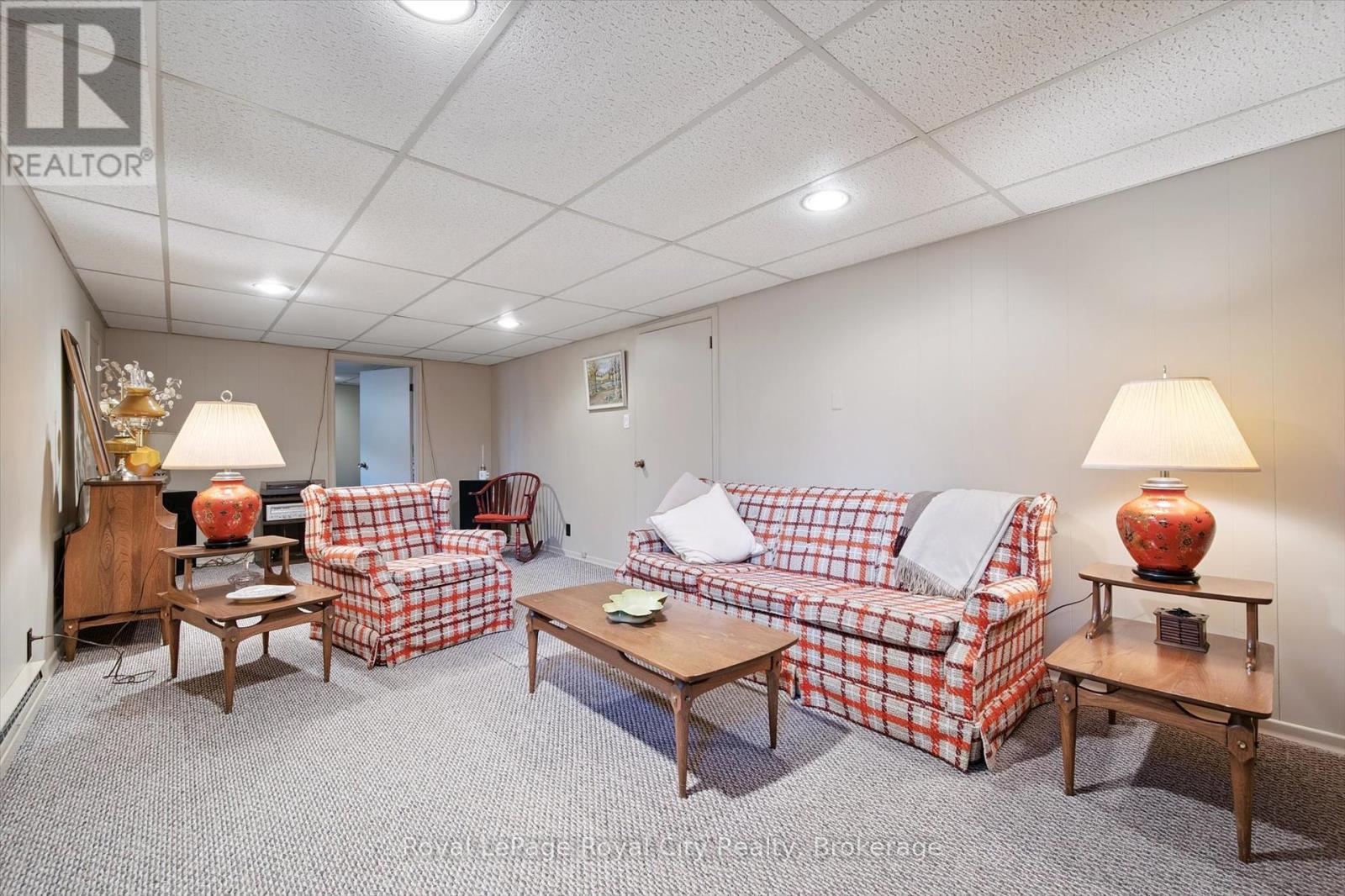 82 Metcalfe Street, Guelph, Ontario  N1E 4X6 - Photo 38 - X12464738