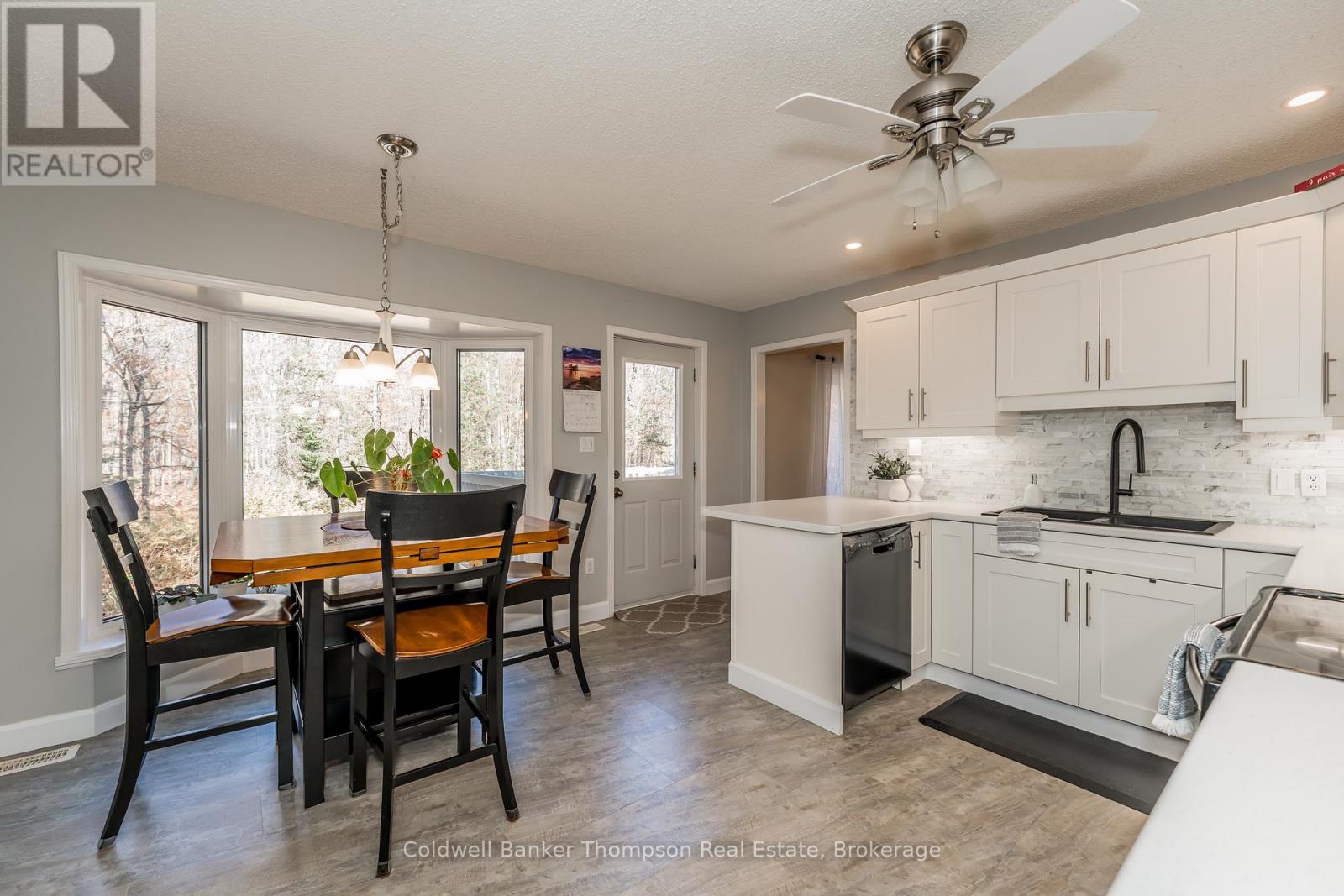 252 Fowlers Road, Huntsville, Ontario  P1H 0J8 - Photo 12 - X12464771