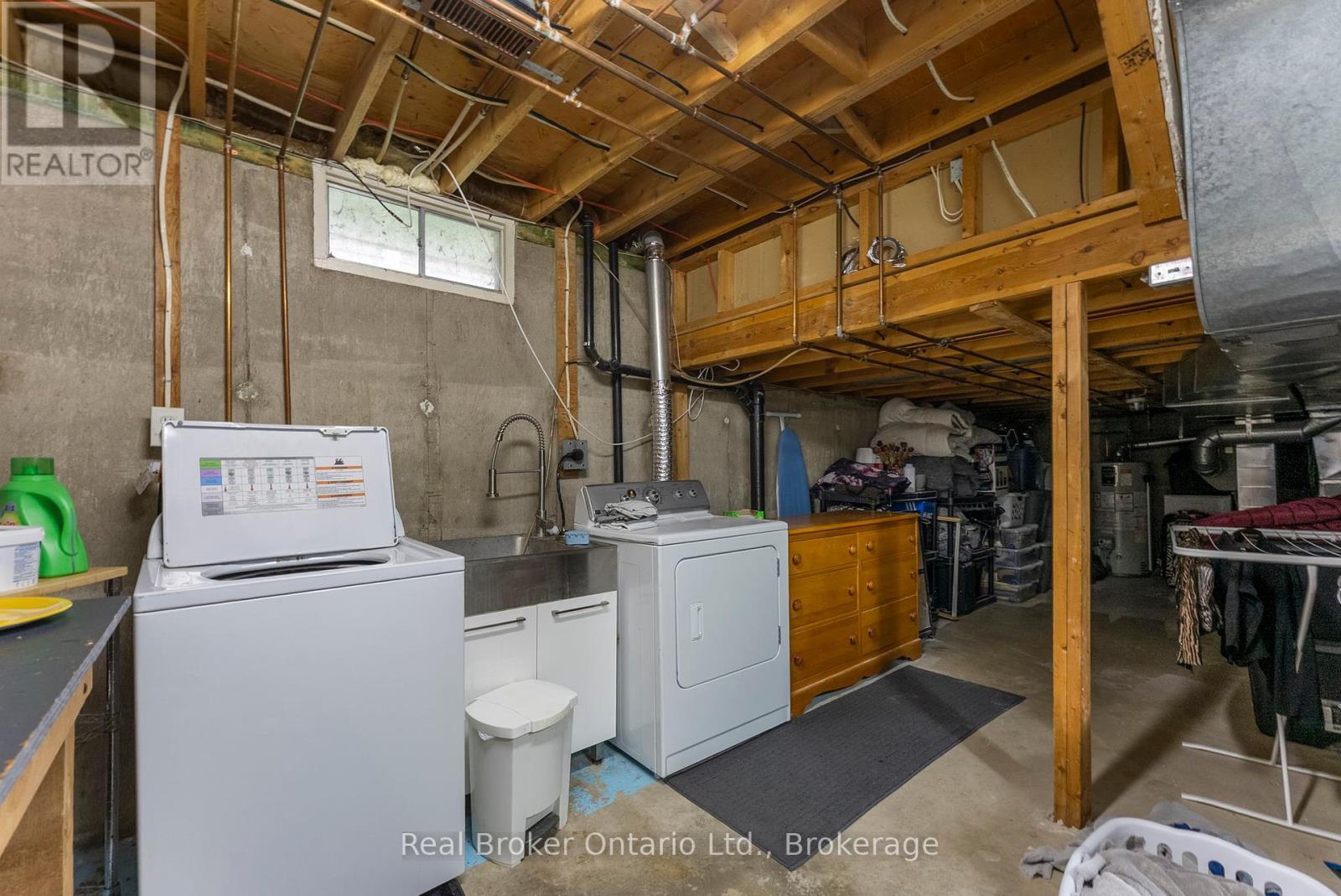 387 Lee Avenue, Waterloo, Ontario  N2K 2G2 - Photo 25 - X12464742