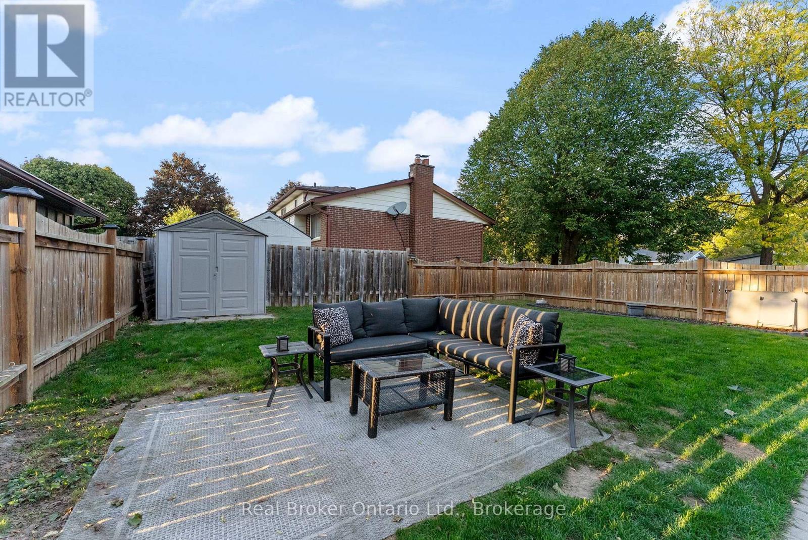 387 Lee Avenue, Waterloo, Ontario  N2K 2G2 - Photo 27 - X12464742