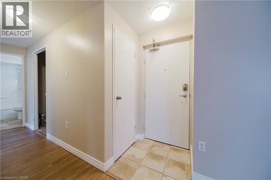 279 Chandler Drive Unit# 110, Kitchener, Ontario  N2E 1X6 - Photo 12 - 40770028