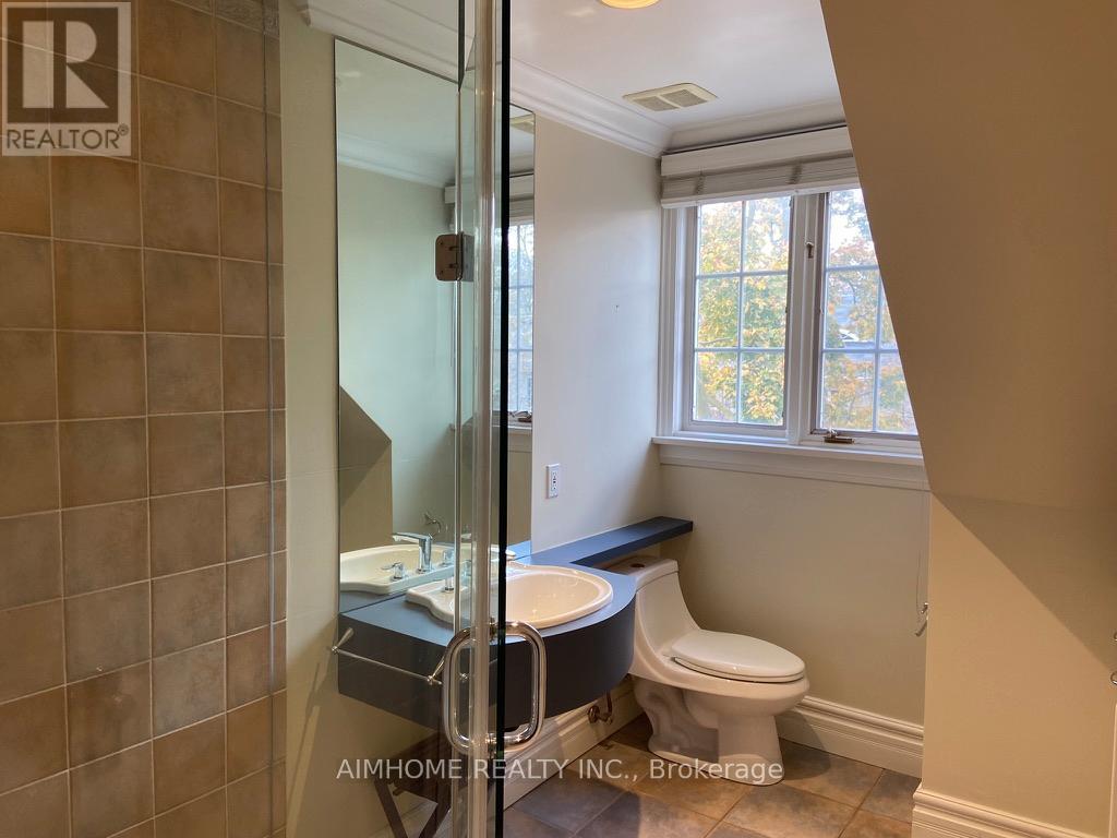 69 St Leonards Avenue, Toronto, Ontario  M4N 1K4 - Photo 17 - C12464769