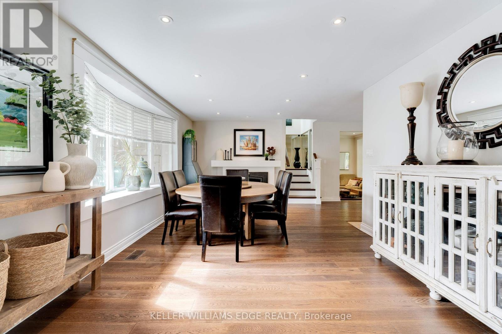 4391 Lakeshore Road, Burlington, Ontario  L7L 1B3 - Photo 6 - W12459666