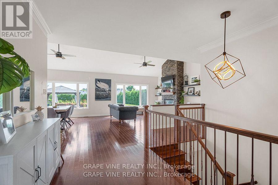 5607 Maklynne Way, Ottawa, Ontario  K0A 3H0 - Photo 9 - X12389686