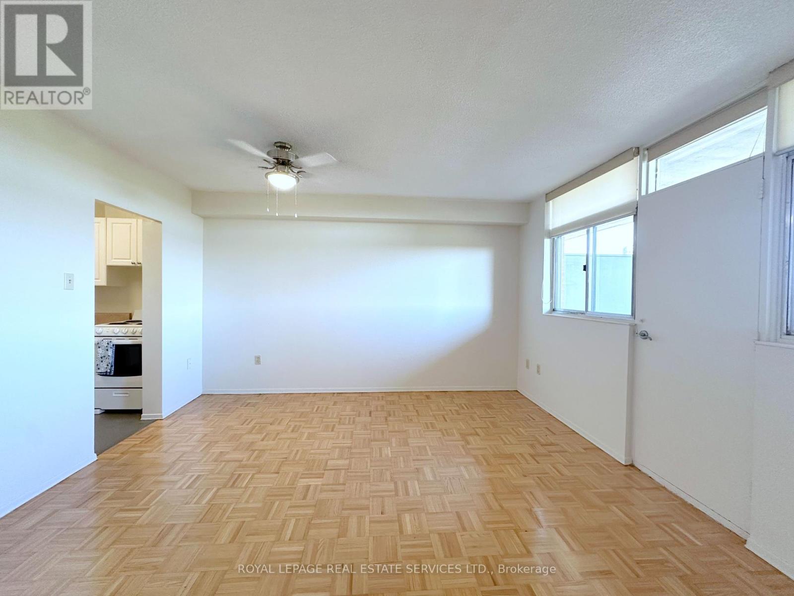 1014 - 30 Denton Avenue, Toronto, Ontario  M1L 4P2 - Photo 2 - E12464755
