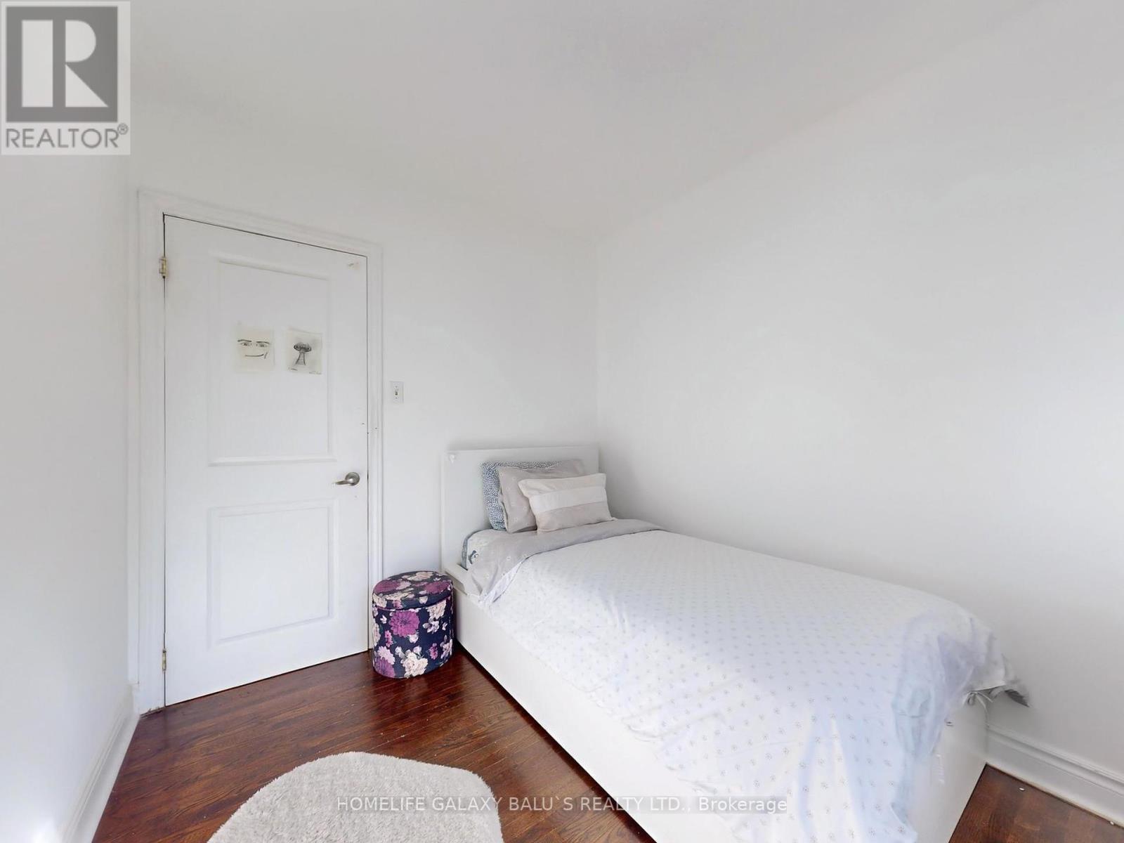 28 Ronway Crescent, Toronto, Ontario  M1J 2S2 - Photo 16 - E12464768