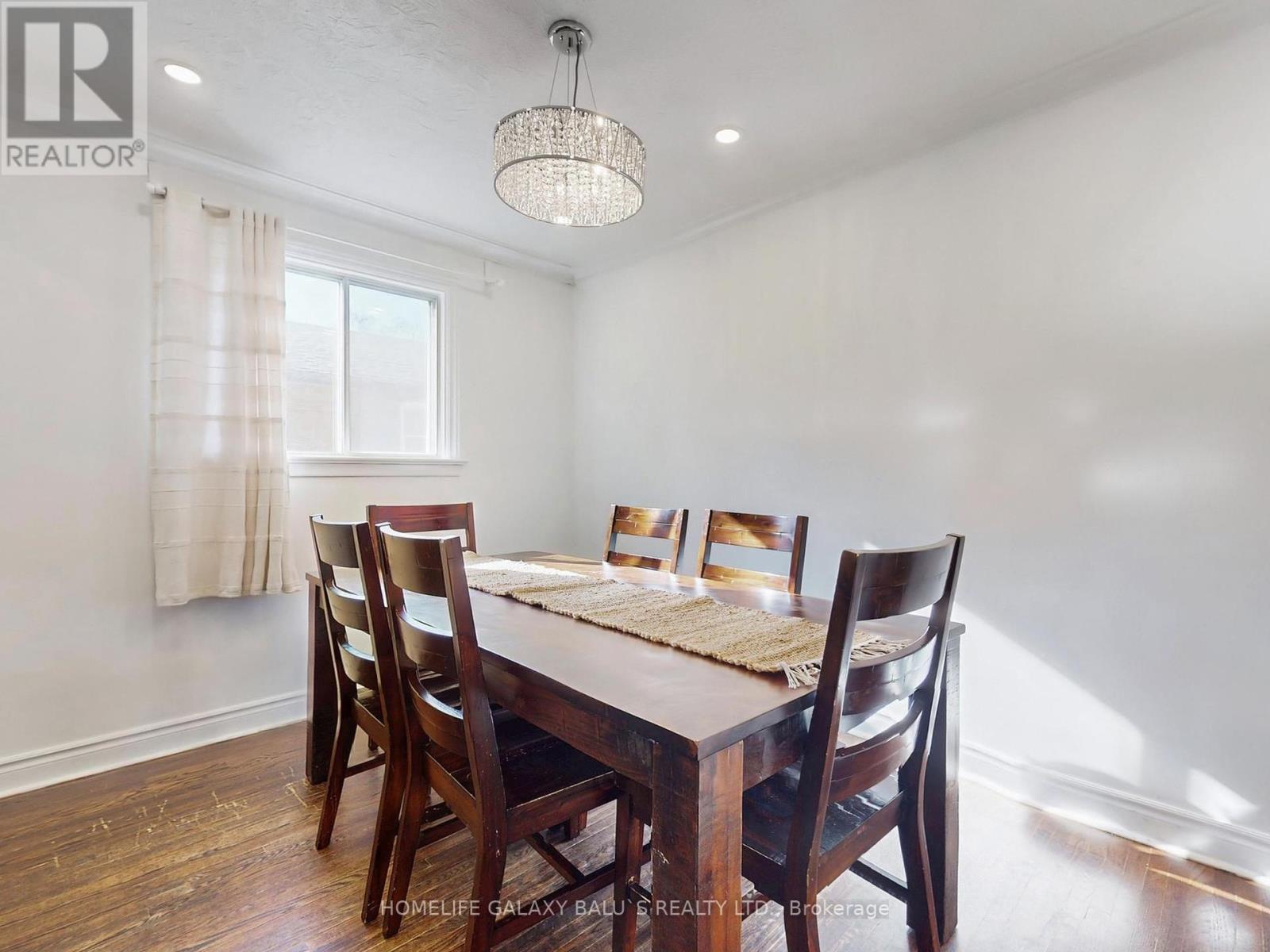28 Ronway Crescent, Toronto, Ontario  M1J 2S2 - Photo 7 - E12464768