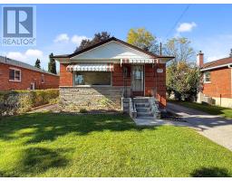 28 RONWAY CRESCENT, Toronto, Ontario