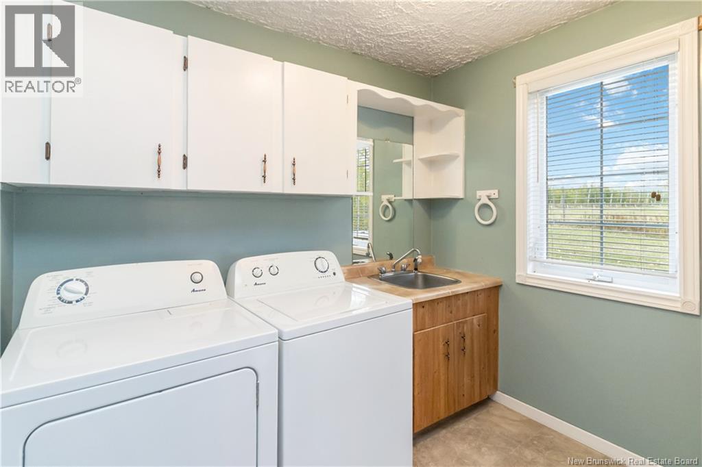 663 Principale Road, Memramcook, New Brunswick  E4K 2R8 - Photo 17 - NB128435