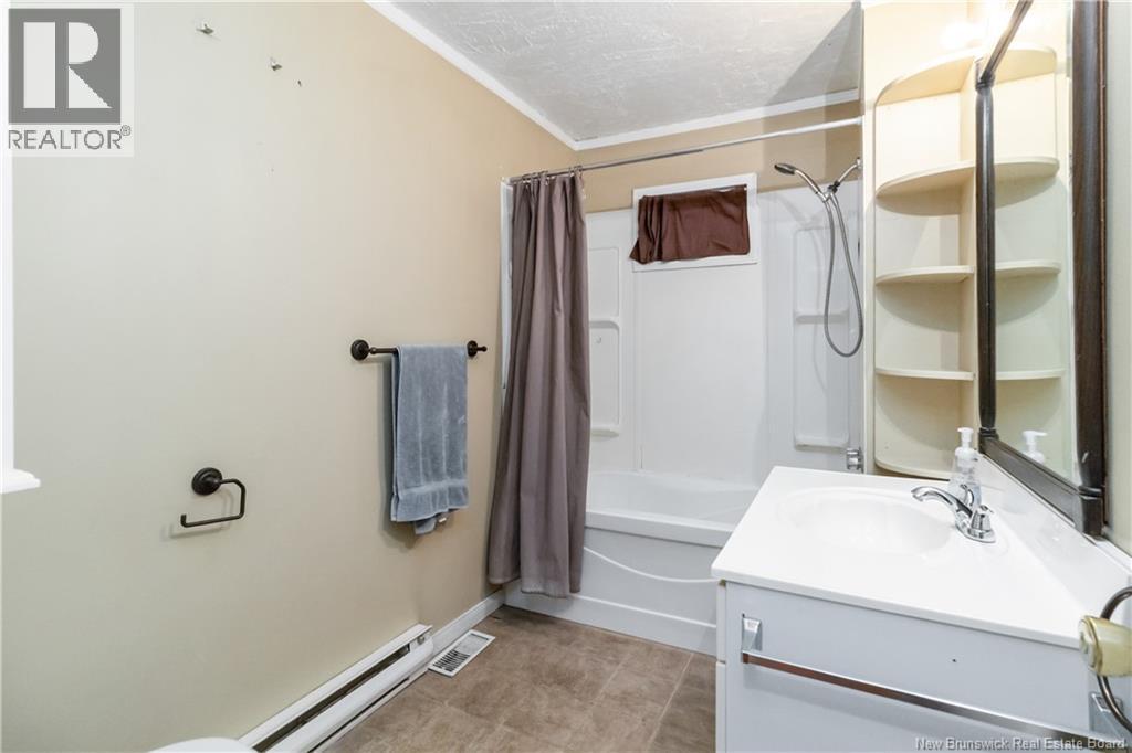 663 Principale Road, Memramcook, New Brunswick  E4K 2R8 - Photo 20 - NB128435