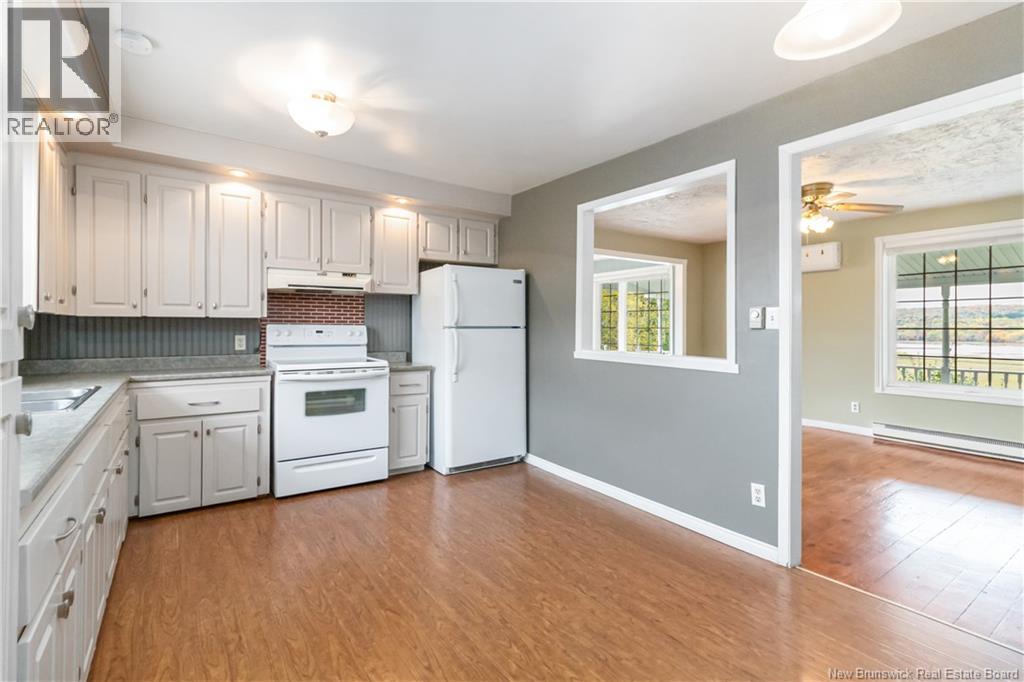663 Principale Road, Memramcook, New Brunswick  E4K 2R8 - Photo 7 - NB128435