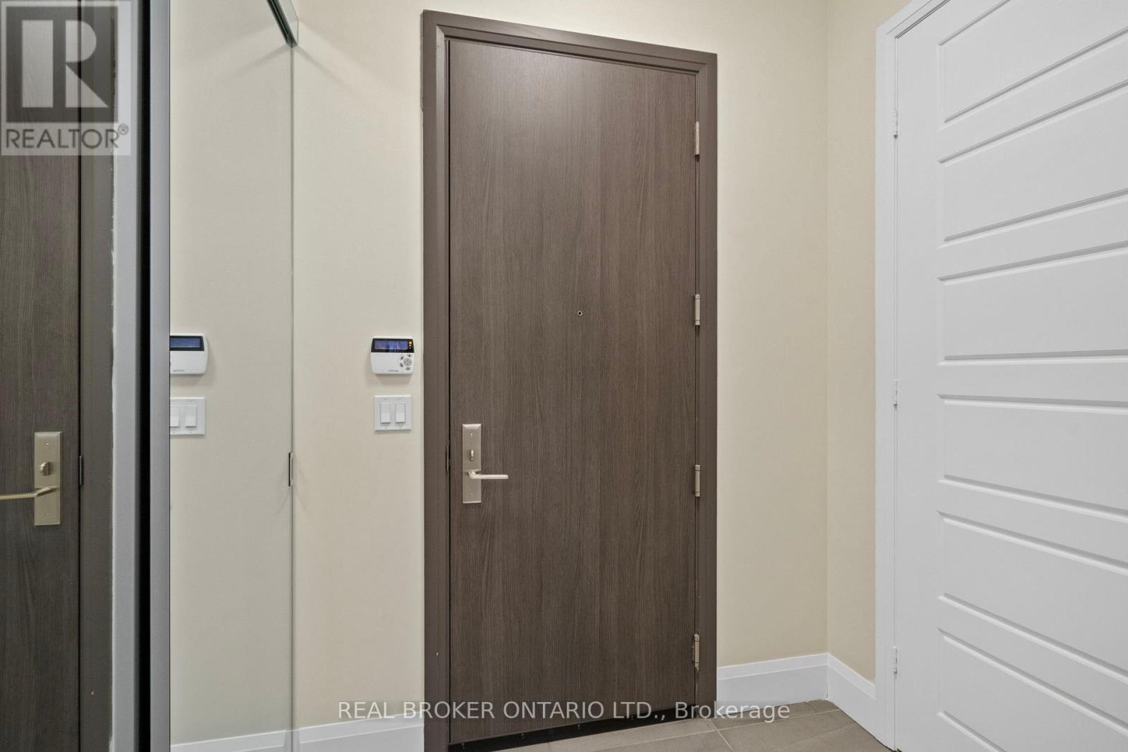 110 - 15 Water Walk Drive, Markham, Ontario  L6G 0G2 - Photo 2 - N12464756