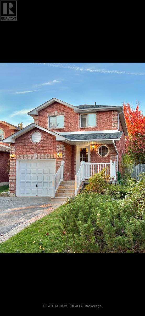 181 Columbia Road, Barrie, Ontario  L4N 8E2 - Photo 2 - S12464773