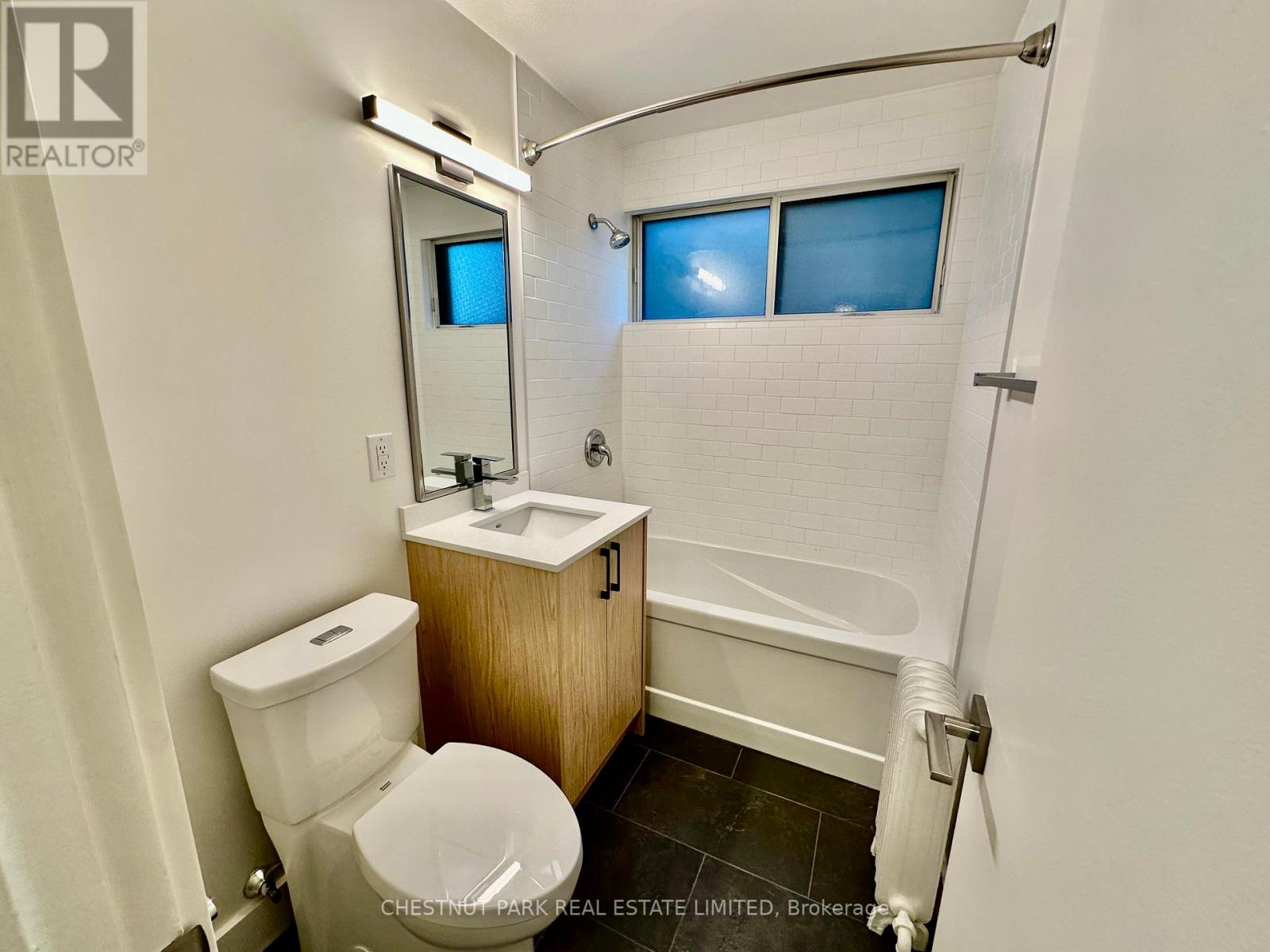 4 - 11 Wingreen Court, Toronto, Ontario  M3B 1B9 - Photo 13 - C12461715