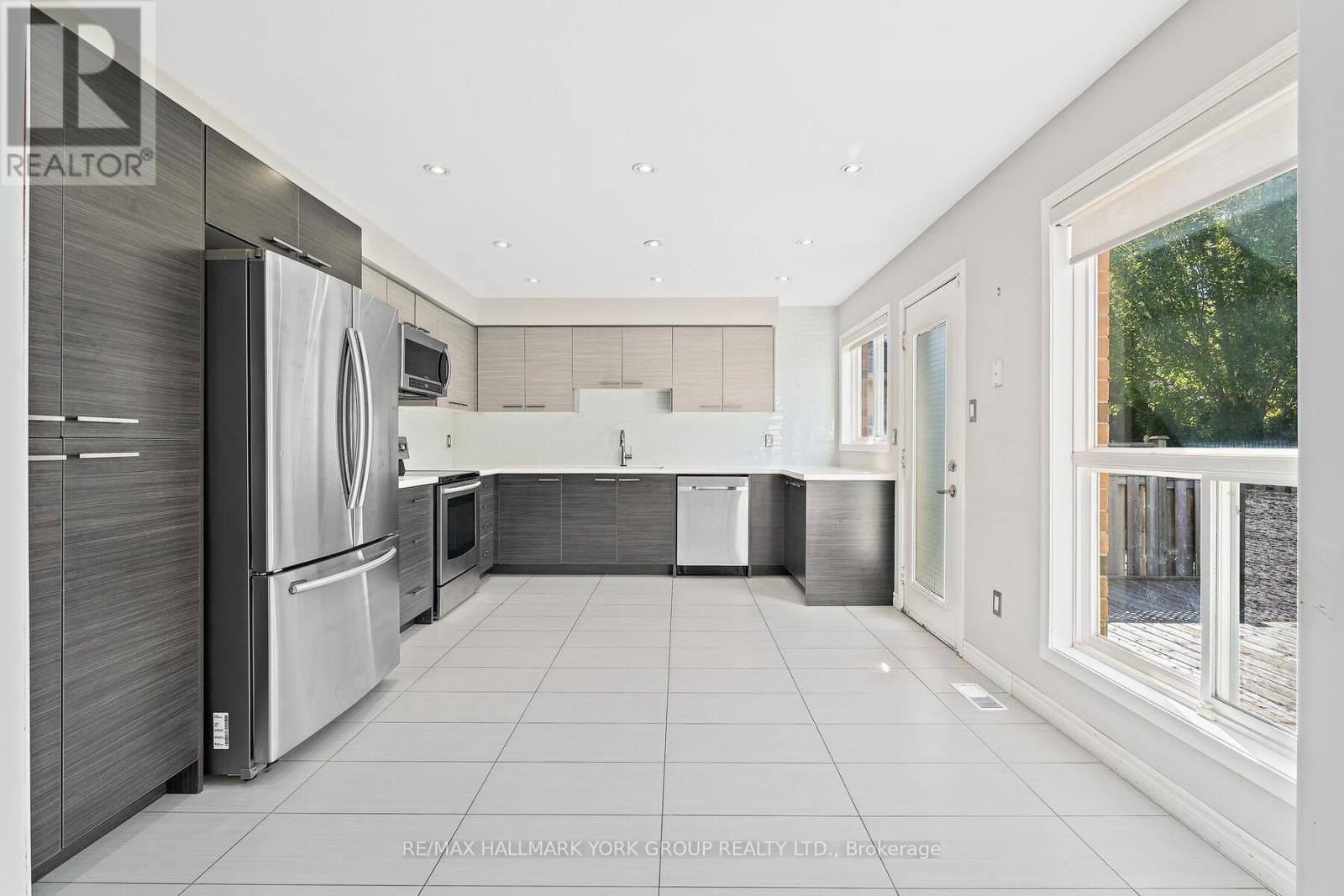 5562 Broadpath Gate, Mississauga, Ontario  L5M 6M4 - Photo 14 - W12464770