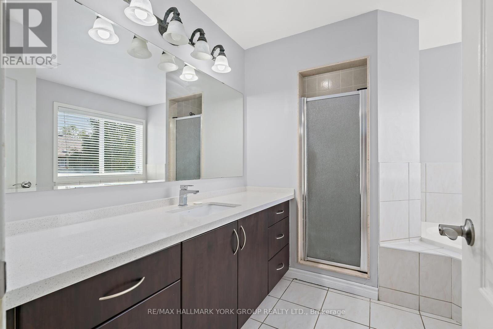 5562 Broadpath Gate, Mississauga, Ontario  L5M 6M4 - Photo 23 - W12464770