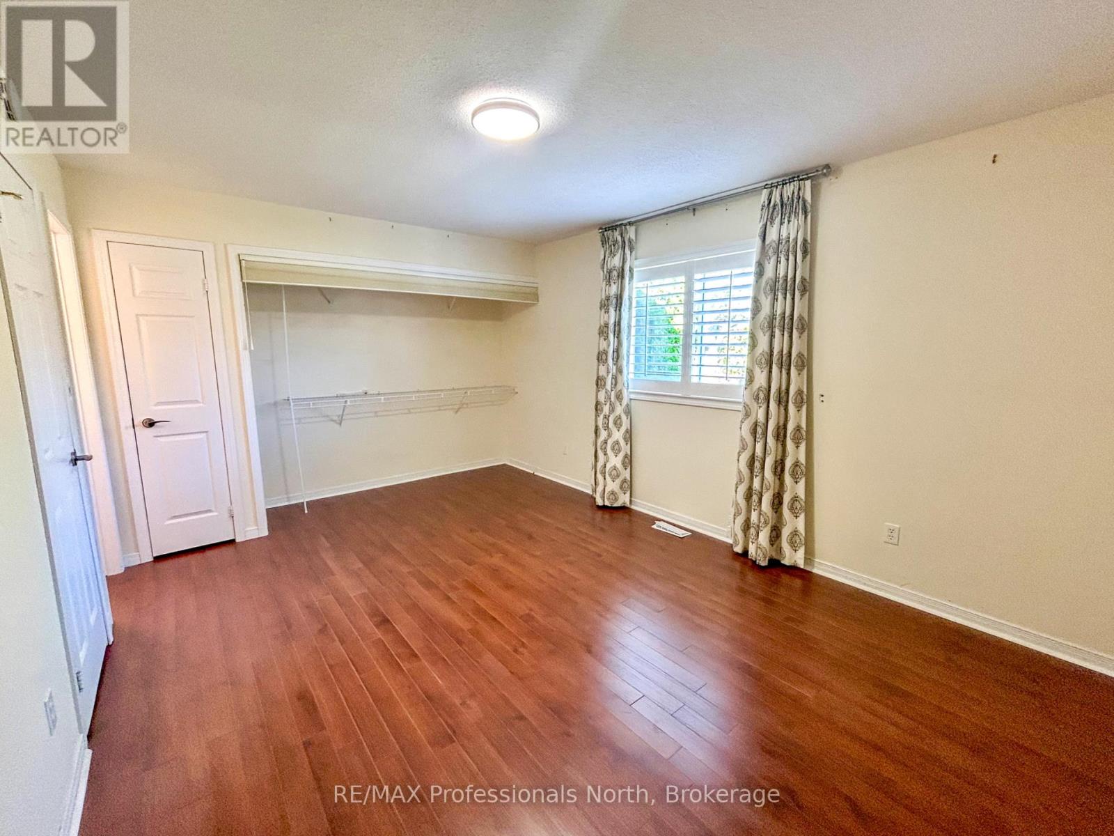 1406 Hancox Court, Peterborough (Monaghan Ward 2), Ontario  K9K 2M2 - Photo 21 - X12464794