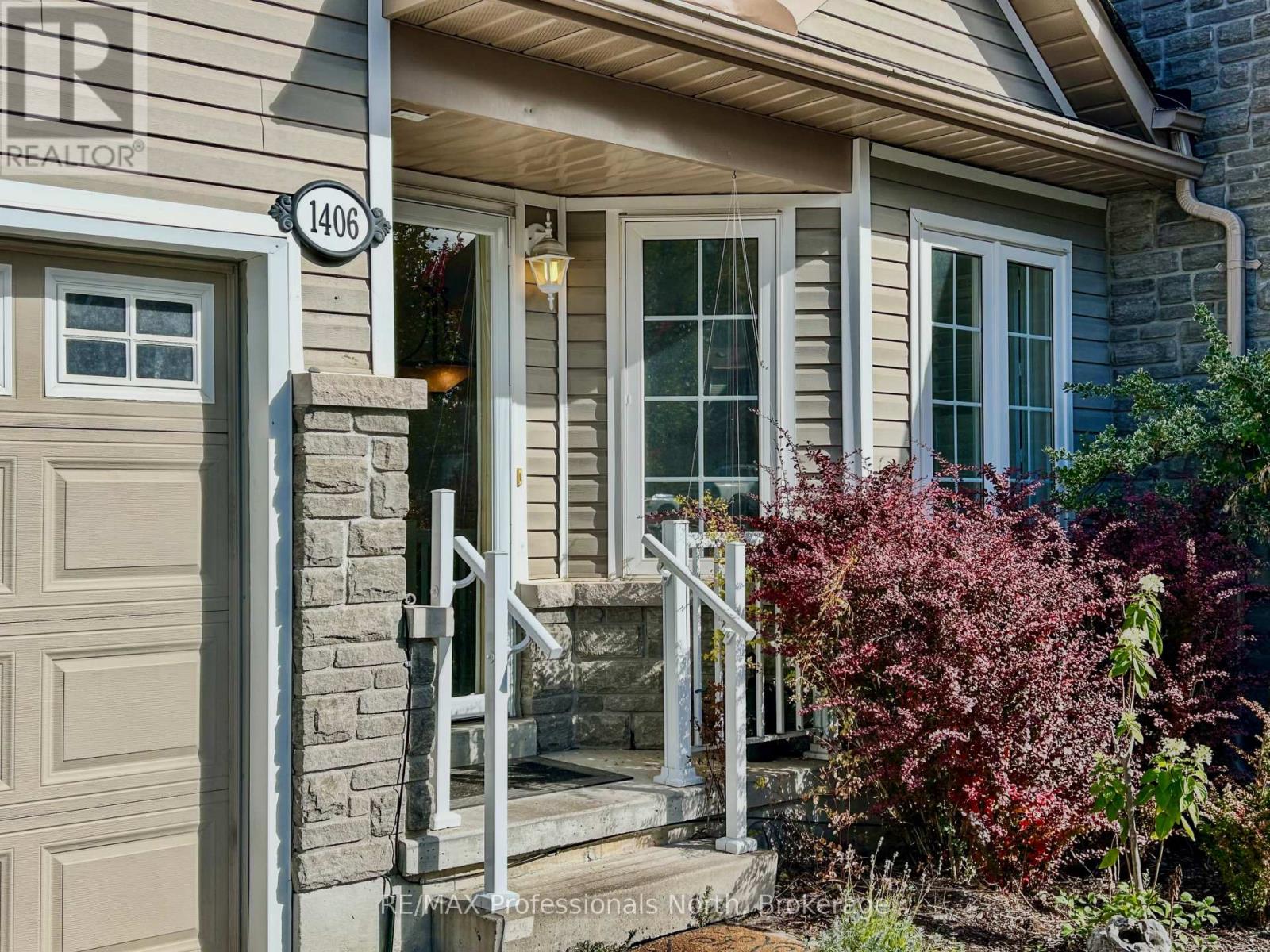 1406 Hancox Court, Peterborough, Ontario  K9K 2M2 - Photo 4 - X12464794