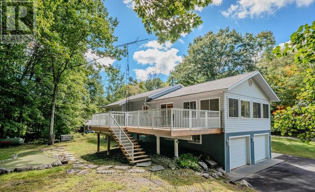 9 Indian Crescent, Muskoka Lakes, Ontario  P0B 1J0 - Photo 3 - X12464758