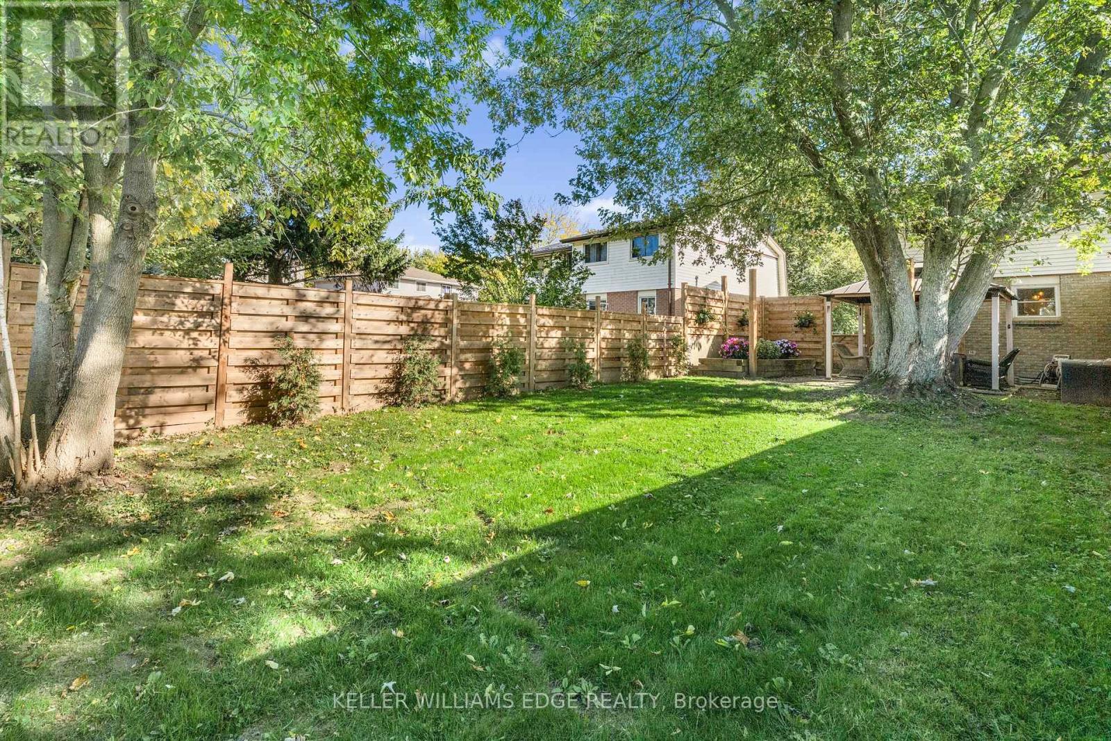 117 Graystone Crescent, Welland, Ontario  L3C 6G6 - Photo 26 - X12464762