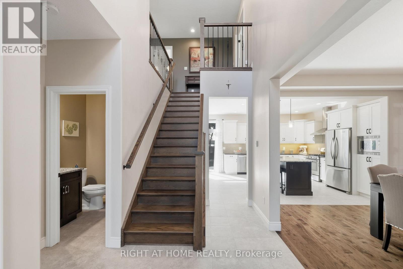 35 Caverhill Crescent, Middlesex Centre, Ontario  N0L 1R0 - Photo 23 - X12464772