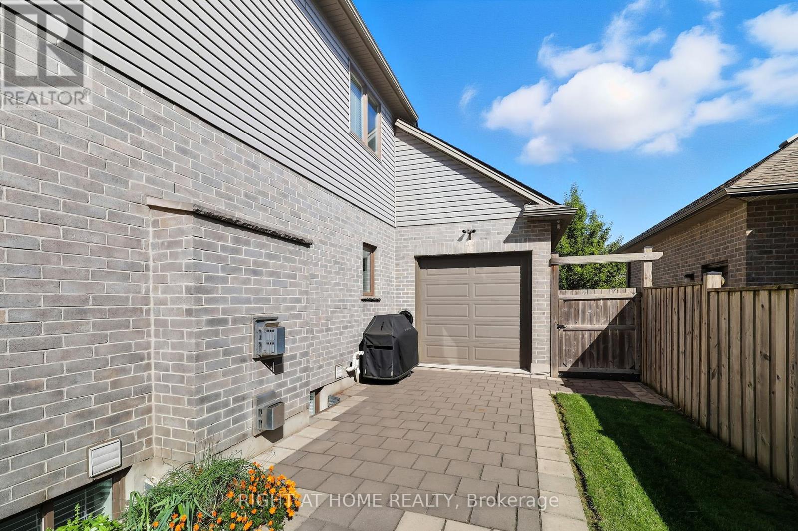 35 Caverhill Crescent, Middlesex Centre, Ontario  N0L 1R0 - Photo 43 - X12464772