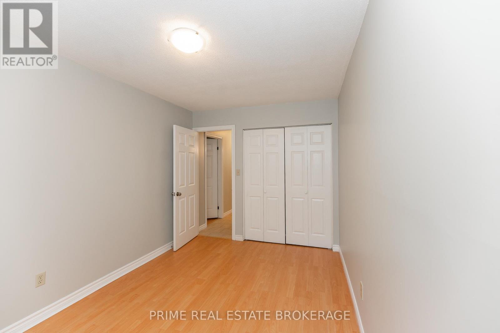 219 Emerson Avenue, London South, Ontario  N5Z 3L5 - Photo 14 - X12464789