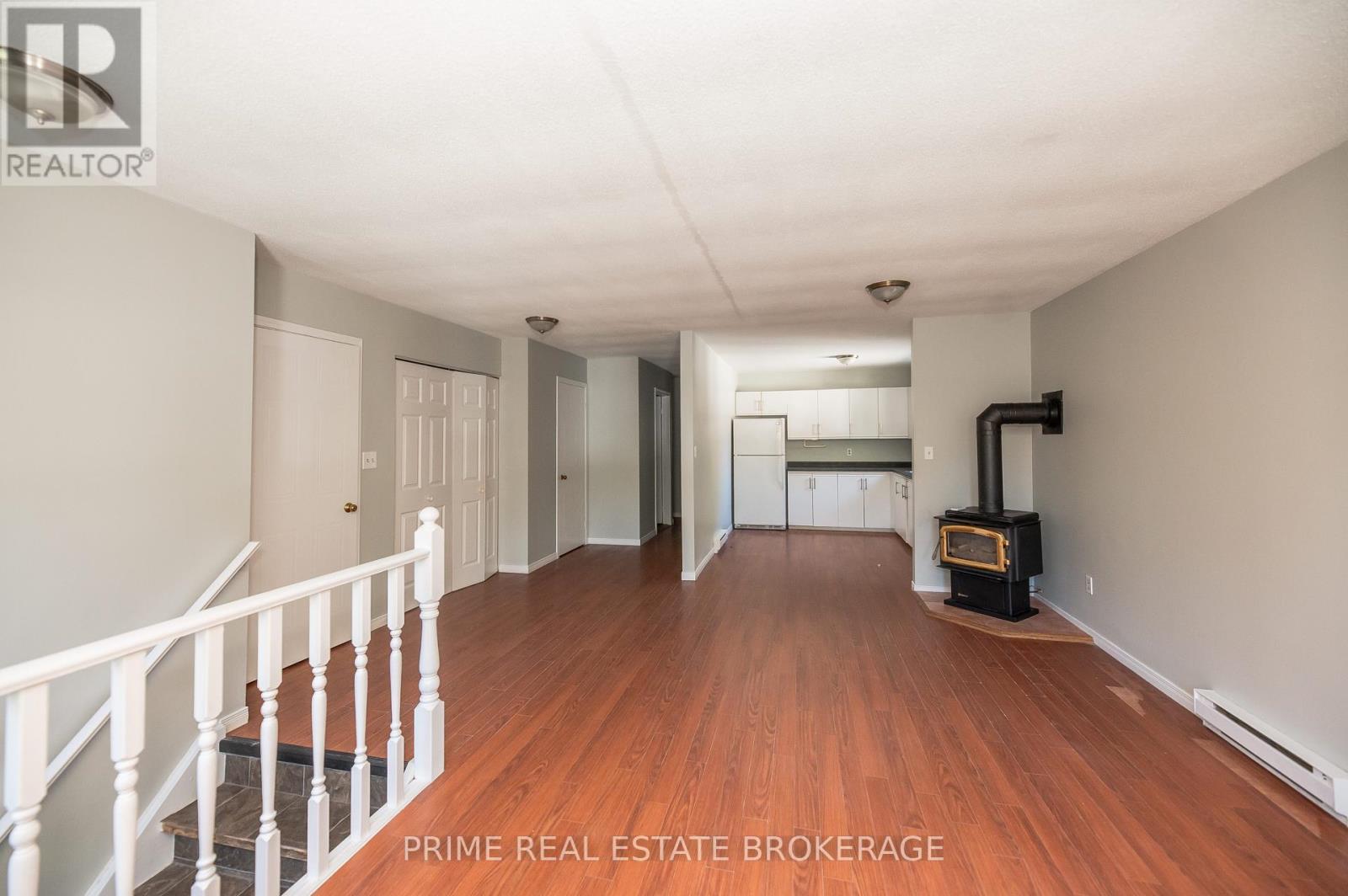 219 Emerson Avenue, London South, Ontario  N5Z 3L5 - Photo 20 - X12464789