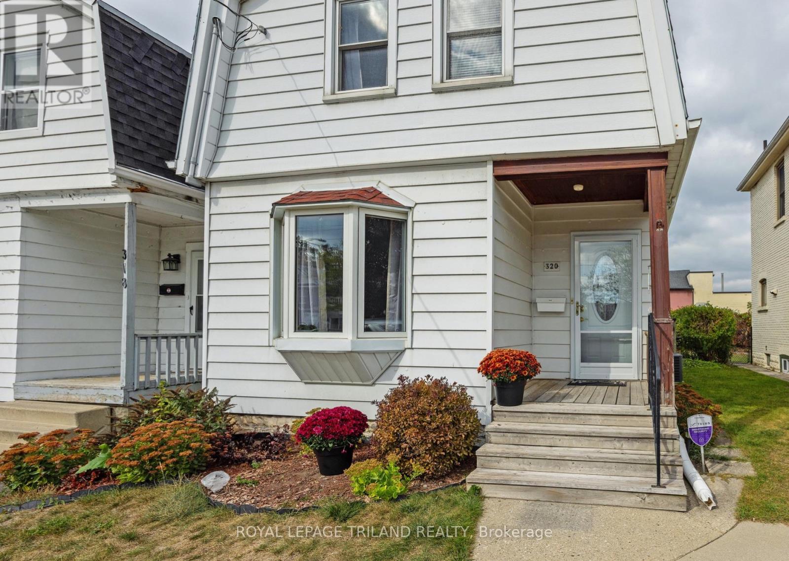 320 Horton Street E, London East, Ontario  N6B 1L4 - Photo 2 - X12464809