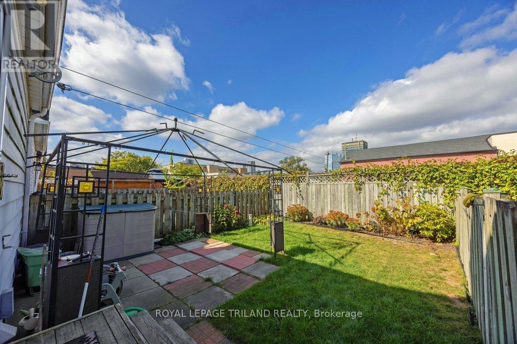 320 Horton Street E, London East, Ontario  N6B 1L4 - Photo 23 - X12464809