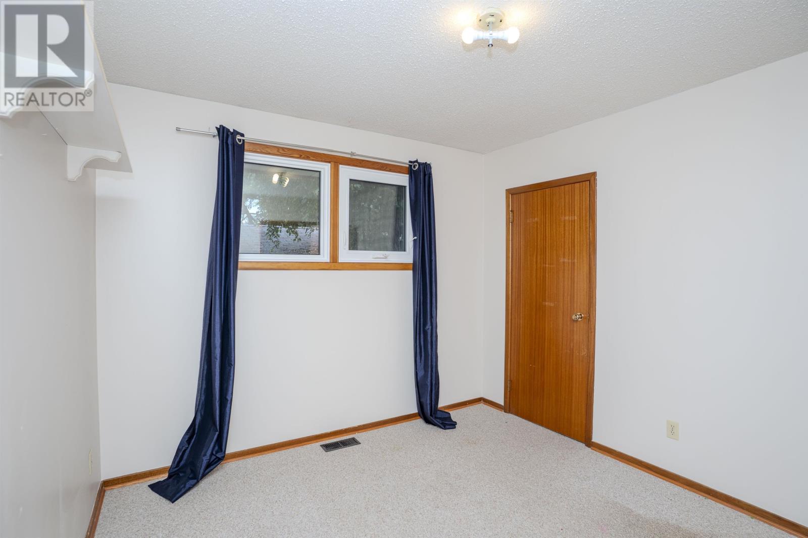807 Superior Ave, Thunder  Bay, Ontario  P7A 6K3 - Photo 15 - TB253117